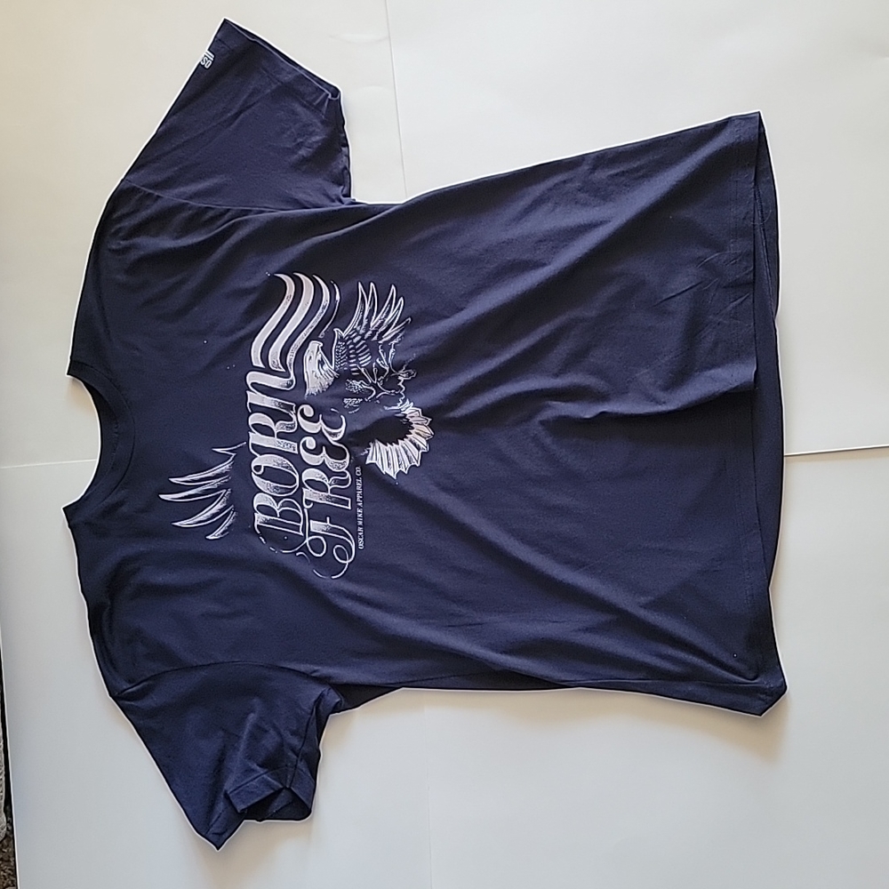 Graphic Tee shirt "Born Free"
